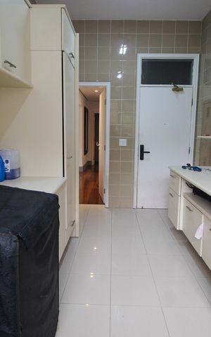 Apartamento à venda com 425m², 4 quartos e 4 vagasÁrea de Serviço