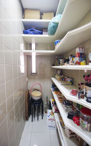 Apartamento à venda com 425m², 4 quartos e 4 vagasDespensa