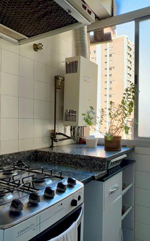 Apartamento à venda com 160m², 4 quartos e 2 vagas Apartamento à venda com 160m², 4 quartos e 2 vagasCozinha