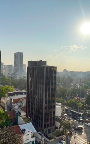 Apartamento à venda com 160m², 4 quartos e 2 vagas Apartamento à venda com 160m², 4 quartos e 2 vagasVista da Varanda da Sala