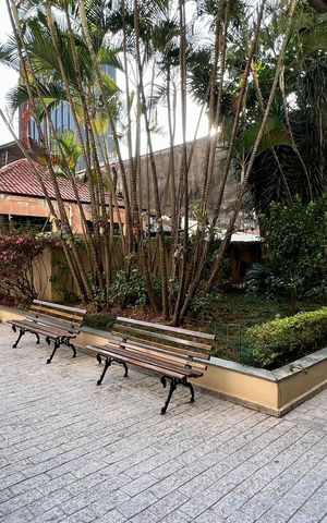 Apartamento à venda com 160m², 4 quartos e 2 vagas Apartamento à venda com 160m², 4 quartos e 2 vagasEntrada
