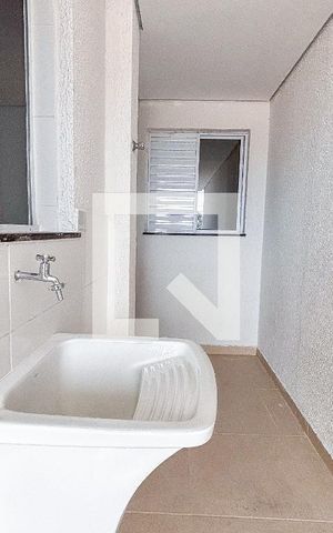 Apartamento para alugar com 70m², 2 quartos e sem vagaÁrea de Serviço