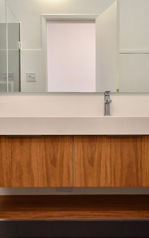Casa para alugar com 100m², 2 quartos e 1 vaga Casa para alugar com 100m², 2 quartos e 1 vagaBanheiro