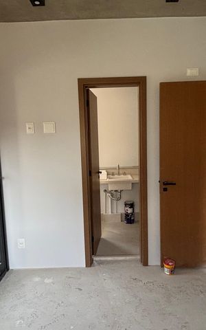 Apartamento à venda com 90m², 2 quartos e 2 vagas Apartamento à venda com 90m², 2 quartos e 2 vagasSuite