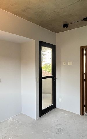 Apartamento à venda com 90m², 2 quartos e 2 vagas Apartamento à venda com 90m², 2 quartos e 2 vagasSuite