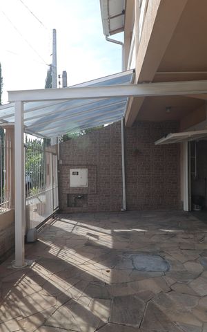 Casa à venda com 195m², 2 quartos e 3 vagasÁrea externa