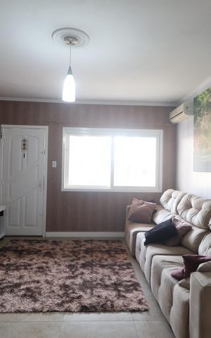 Casa à venda com 195m², 2 quartos e 3 vagasSala