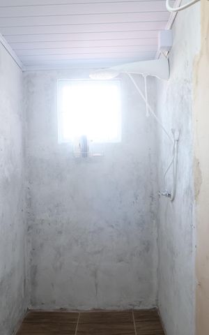 Casa à venda com 195m², 2 quartos e 3 vagasBanheiro de serviço