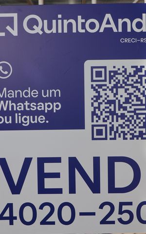 Casa à venda com 195m², 2 quartos e 3 vagasPlaca