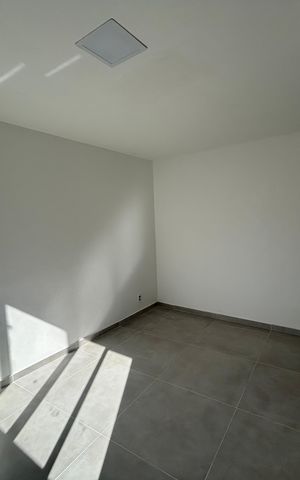 Apartamento para alugar com 100m², 2 quartos e 1 vagaSuite