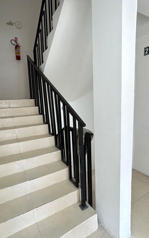 Apartamento para alugar com 100m², 2 quartos e 1 vagaEscada
