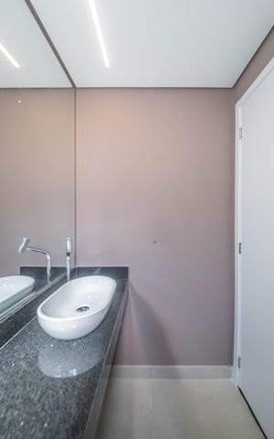 Casa de condomínio à venda com 146m², 2 quartos e 2 vagasBanheiro Social