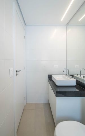 Casa de condomínio à venda com 146m², 2 quartos e 2 vagasBanheiro da Suíte 1
