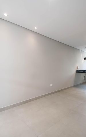 Casa de condomínio à venda com 146m², 2 quartos e 2 vagasSala