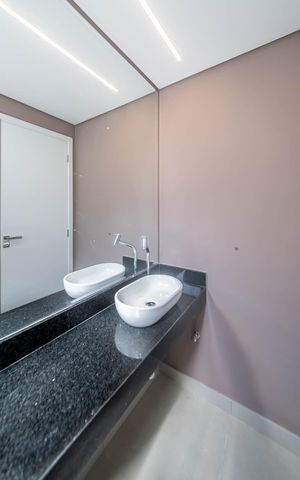 Casa de condomínio à venda com 146m², 2 quartos e 2 vagasBanheiro Social