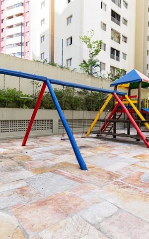 Apartamento à venda com 49m², 2 quartos e 1 vaga Apartamento à venda com 49m², 2 quartos e 1 vagaPlayground