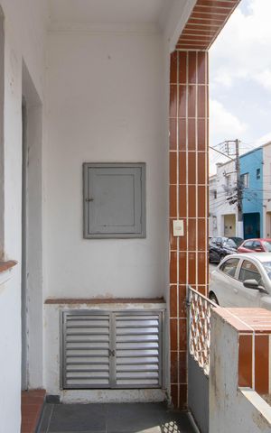 Casa de condomínio à venda com 60m², 2 quartos e 1 vaga Casa de condomínio à venda com 60m², 2 quartos e 1 vagaVaranda