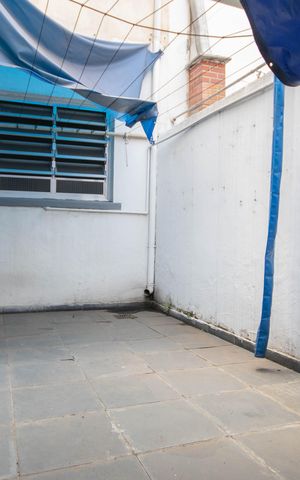 Casa de condomínio à venda com 60m², 2 quartos e 1 vaga Casa de condomínio à venda com 60m², 2 quartos e 1 vagaQuintal