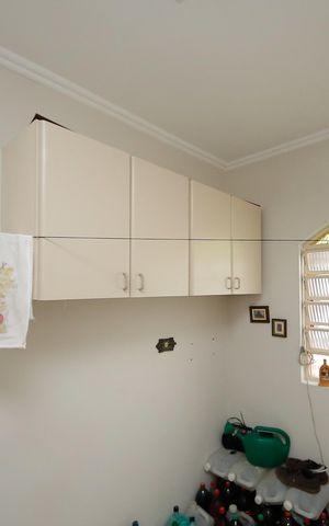 Casa à venda com 207m², 3 quartos e 2 vagas Casa à venda com 207m², 3 quartos e 2 vagasÁrea de Serviço