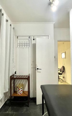 Casa à venda com 300m², 3 quartos e 2 vagas Casa à venda com 300m², 3 quartos e 2 vagasQuarto 3