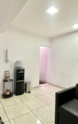 Casa à venda com 300m², 3 quartos e 2 vagas Casa à venda com 300m², 3 quartos e 2 vagasSala de Jantar