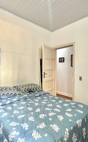 Casa à venda com 300m², 3 quartos e 2 vagas Casa à venda com 300m², 3 quartos e 2 vagasQuarto 2