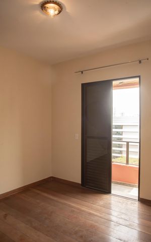 Apartamento à venda com 128m², 3 quartos e 3 vagasQuarto 1
