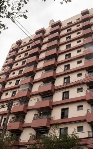 Apartamento à venda com 128m², 3 quartos e 3 vagasFachada