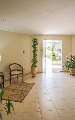 Apartamento à venda com 75m², 2 quartos e 1 vaga Apartamento à venda com 75m², 2 quartos e 1 vagaÁrea comum - Hall Social