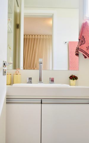 Apartamento à venda com 58m², 2 quartos e 1 vaga Apartamento à venda com 58m², 2 quartos e 1 vagaBanheiro da Suíte