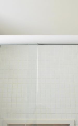 Apartamento à venda com 58m², 2 quartos e 1 vaga Apartamento à venda com 58m², 2 quartos e 1 vagaBanheiro da Suíte