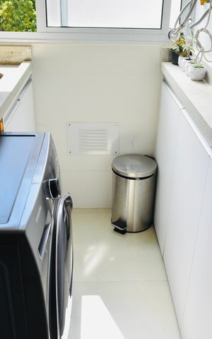 Apartamento à venda com 58m², 2 quartos e 1 vaga Apartamento à venda com 58m², 2 quartos e 1 vagaÁrea de Serviço