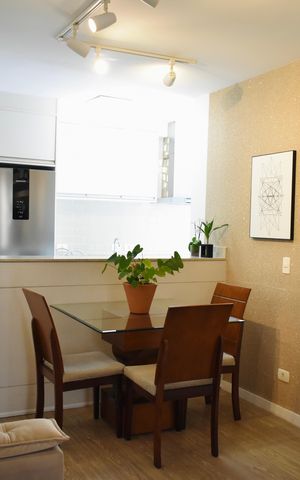 Apartamento à venda com 58m², 2 quartos e 1 vaga Apartamento à venda com 58m², 2 quartos e 1 vagaSala