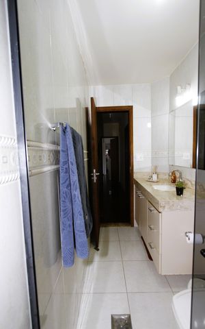 Apartamento à venda com 180m², 4 quartos e 2 vagasBanheiro Social