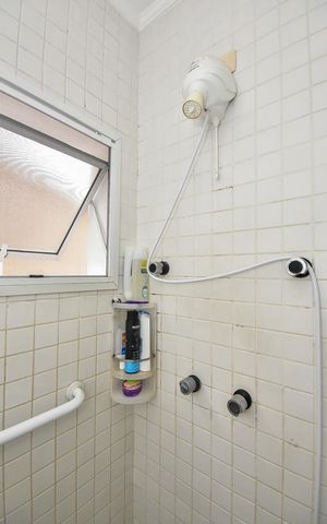 Casa à venda com 321m², 3 quartos e 7 vagasChuveiro do Banheiro