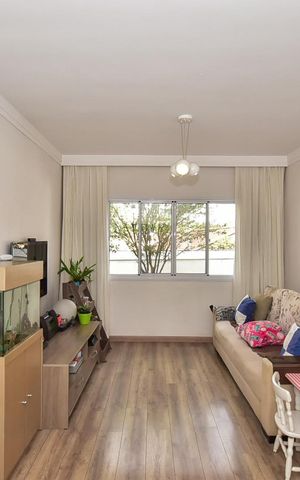 Casa à venda com 321m², 3 quartos e 7 vagasSala