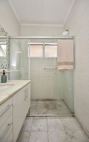 Casa à venda com 321m², 3 quartos e 7 vagasBanheiro
