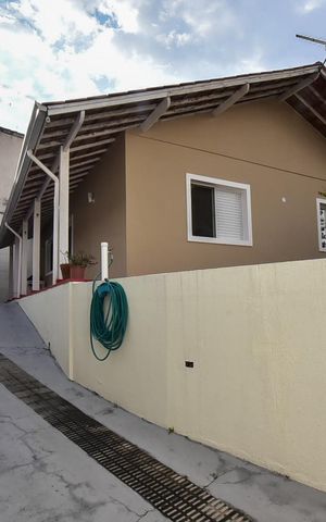 Casa à venda com 321m², 3 quartos e 7 vagasGaragem