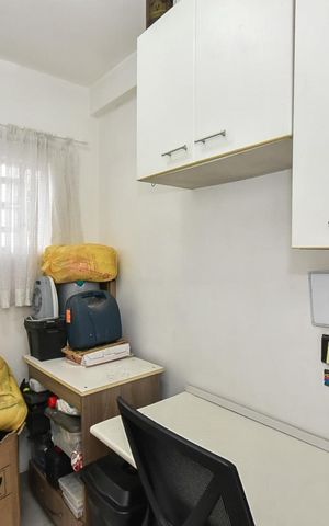 Casa à venda com 321m², 3 quartos e 7 vagasQuarto de Serviço