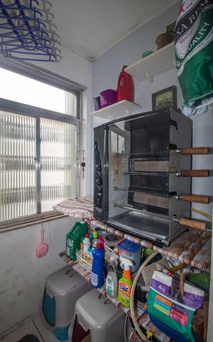 Apartamento à venda com 52m², 2 quartos e 1 vaga Apartamento à venda com 52m², 2 quartos e 1 vagaÁrea de Serviço