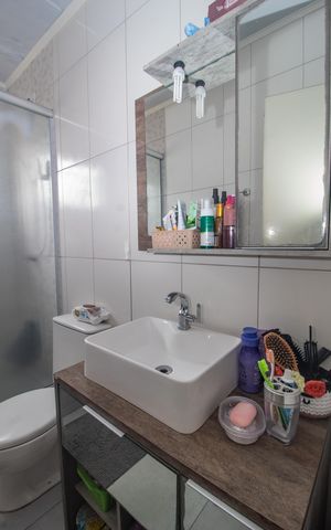 Apartamento à venda com 52m², 2 quartos e 1 vaga Apartamento à venda com 52m², 2 quartos e 1 vagaBanheiro