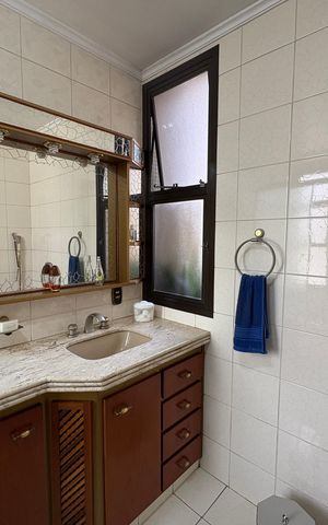 Casa à venda com 157m², 4 quartos e 2 vagasBanheiro da Suíte