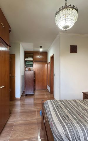 Casa à venda com 157m², 4 quartos e 2 vagasSuíte