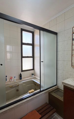 Casa à venda com 157m², 4 quartos e 2 vagasBanheiro da Suíte