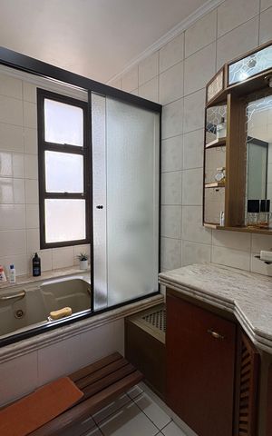 Casa à venda com 157m², 4 quartos e 2 vagasBanheiro da Suíte