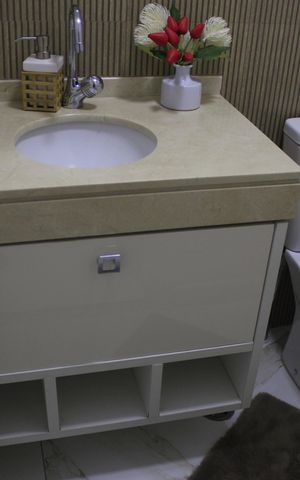 Apartamento à venda com 115m², 4 quartos e 2 vagasLavabo