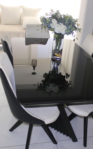 Apartamento à venda com 115m², 4 quartos e 2 vagasSala