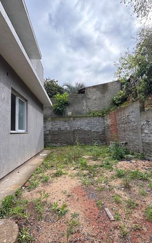 Casa à venda com 62m², 2 quartos e 2 vagas Casa à venda com 62m², 2 quartos e 2 vagasÁrea Externa