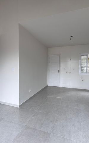 Casa à venda com 62m², 2 quartos e 2 vagas Casa à venda com 62m², 2 quartos e 2 vagasSala