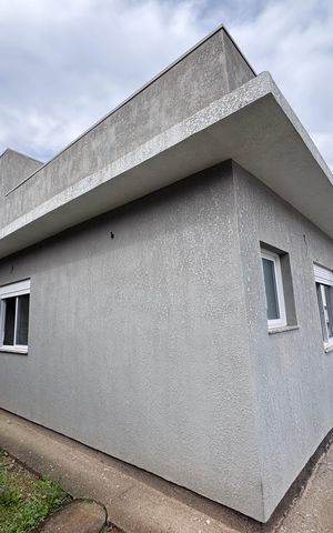 Casa à venda com 62m², 2 quartos e 2 vagas Casa à venda com 62m², 2 quartos e 2 vagasÁrea Externa